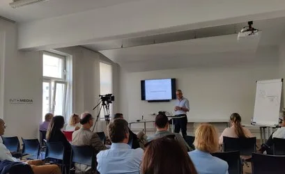 Mediales Krisentraining
