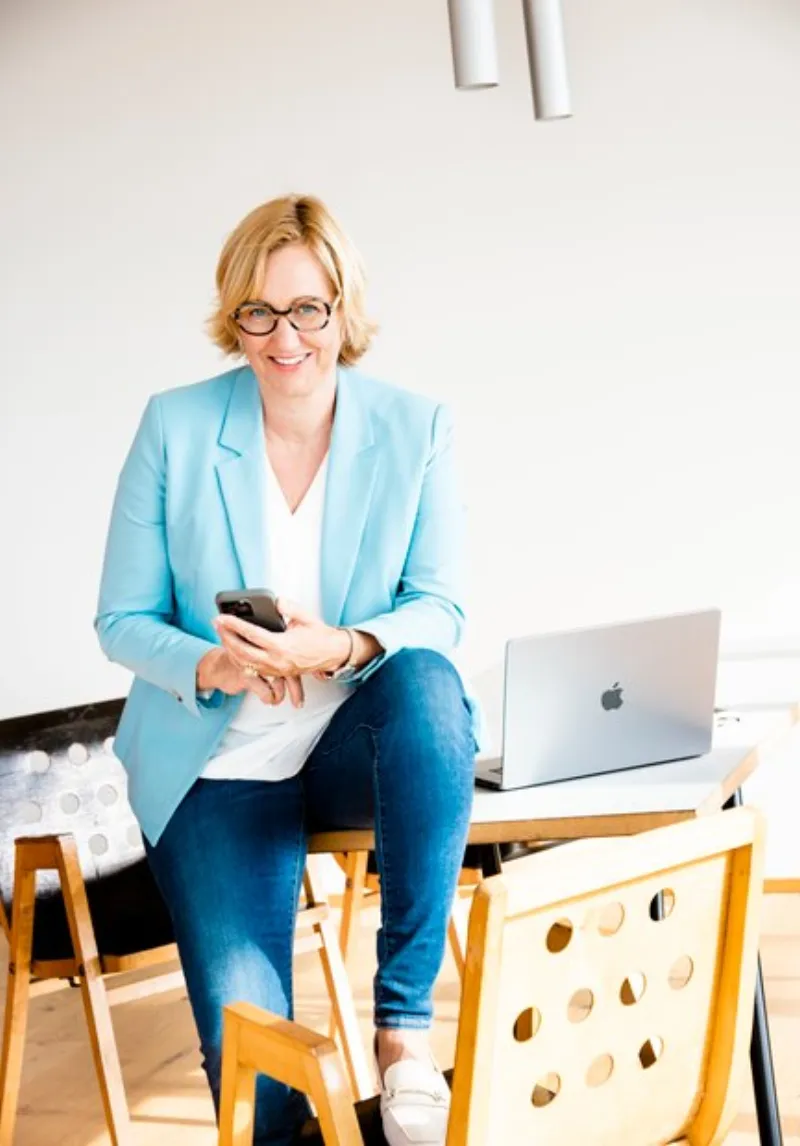 Birgit Fenderl